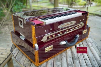 4 Line 13 Scale Changer Professional Harmonium Available  in "Premier Star Reeds" 440 / 432 Hz Tune, 37 Movable Keys - MAYAPURSTORE 