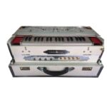 Harmonium 3 Line 9 Scale Changer Palitan 3 Line , 37 Reeds, 440hz - MAYAPURSTORE